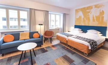 Фото номера Двухместный номер с 2 отдельными кроватями Отель Original Sokos Hotel Vaakuna Pori г. Пори 3