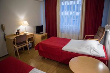 Фото номера Стандартный двухместный номер с 2 отдельными кроватями Отель Hotel Amado г. Пори 11