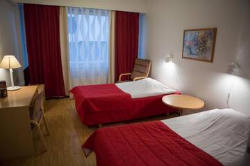 Фото номера Стандартный трехместный номер Отель Hotel Amado г. Пори 4