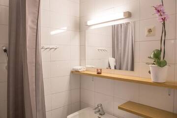 Фото номера Стандартный двухместный номер с 2 отдельными кроватями Отель Hotel Amado г. Пори 7