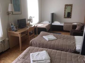 Фото номера Семейный номер (для 2 взрослых и 2 детей) Хостелы Hostel River г. Пори 2