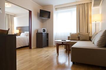 Фото номера Полулюкс с сауной Отель Torget Aparthotel г. Пори 9