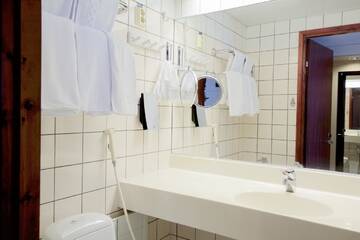 Фото номера Улучшенный трехместный номер Отель Torget Aparthotel г. Пори 3